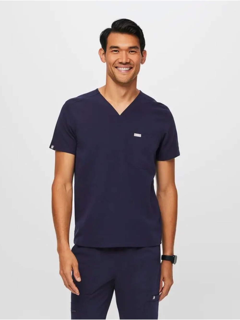 Figs Men's V-Neck Scrub Top in Navy